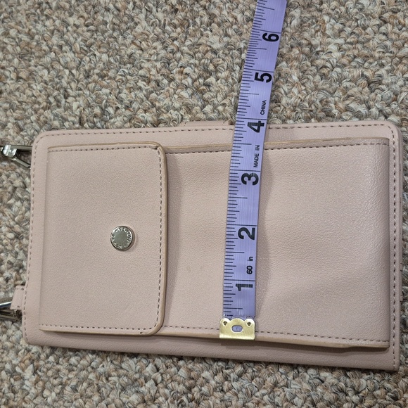 Steve Madden Light Pink Wallet Crossbody Purse EUC - Picture 9 of 10